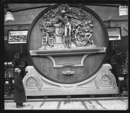 Grande foudre de 1909 de la tonnellerie Adolphe Fruhinsholz (Nancy)
